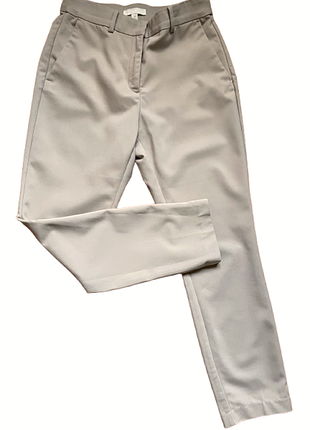 Бежевого цвета брюки h&amp;m р. 10/38