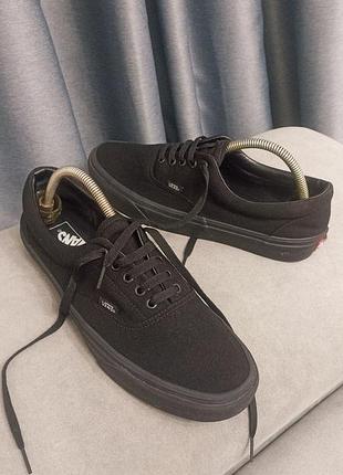 Кеди vans era