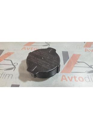 Кришка бачка гур 49181aa000 nissan x-trail t30 бензин