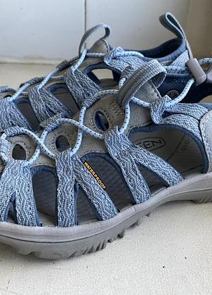 Босоніжки keen 37р. оригінал