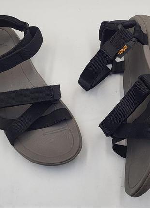 Босоніжки — teva w sanborn mia