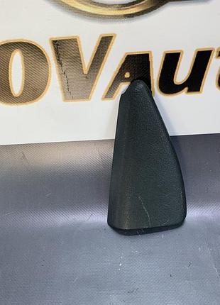 Накладка (уголок) дверей renault scenic задня права 7700836265