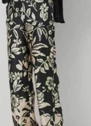 Шикарні легкі штани zara
