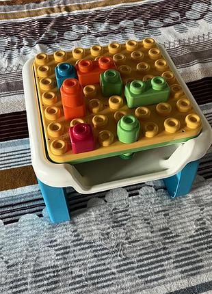 Столик развивающий chicco 2