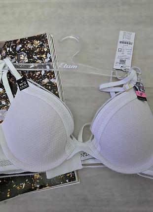 Бюст кружевной с push up etam