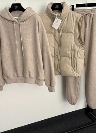 Теплий костюм oversize у стилі old money