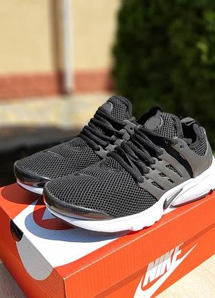 Nike air presto черные на белой