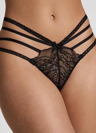 Чорні мереживні трусики стрінги hunkemoller, розмір s
