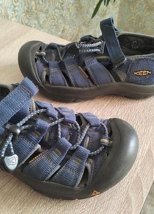 Босоножки keen 32