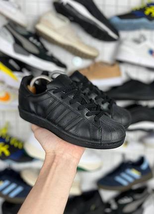 Кроссовки adidas р(37)