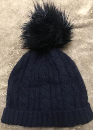 Шапка з бубоном