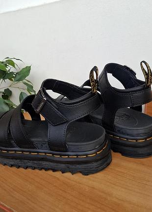 Ортопедическая обувь (сандали). оригинал dr.martens.
новые