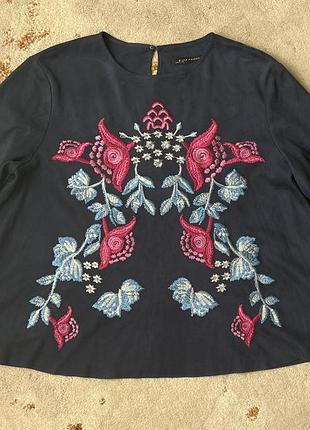 Блуза з вишивкою під замш розмір m zara