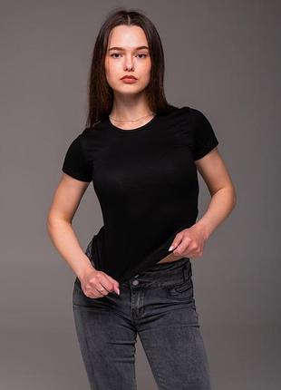Футболка женская короткая