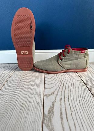 Легкі черевики vans delta