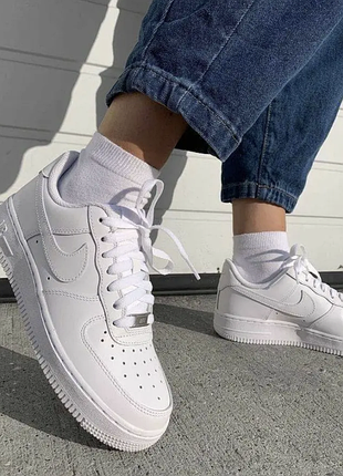 Шкіряні кросівки nike air force 1 low оригінал р-р 33-34 уст 21,5 cм.