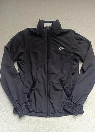 Вітровка nike sportswear essentials windrunner
