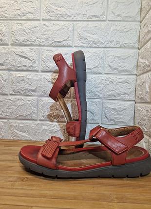 Сандалии clarks
