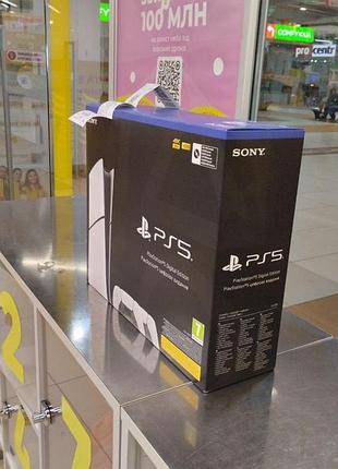 Playstation 5 slim 1tb. состояние новой!  2 джойстика. гарантия/ч