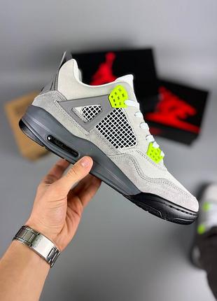 Стильные кроссовки jordan 4 retro se 95 neon