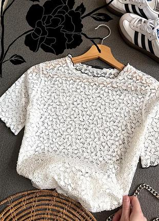 Классная кружевная футболка zara
