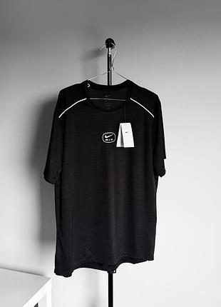 Футболка nike air t-shirt black hm0195-011