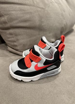 Дитячі кросівки nike