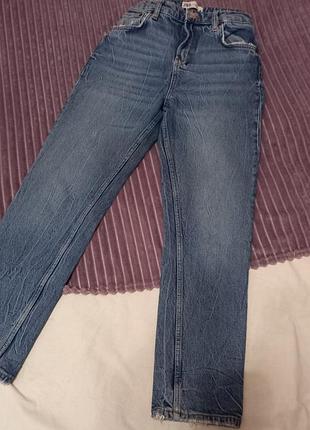 Женские джинсы мом от zara мом голубые