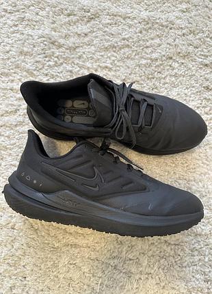 Nike кросівки air winflo 9 shield black dm1106-007 оригінал чорні р.46 стан ідеальний us 12