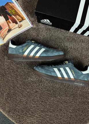 Стильні кросівки adidas spezial grey