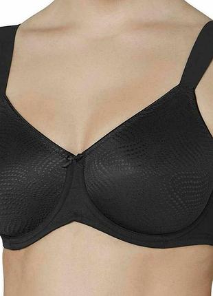 Чорний бюстгальтер soft triumph essential minimizer w lace 0004 90с