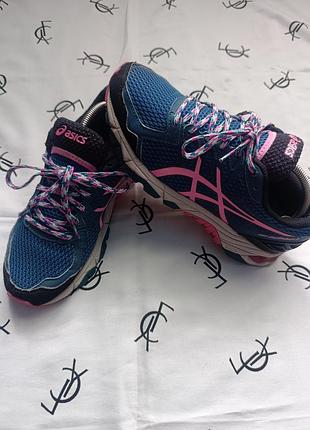 Кроссовки asics gel-fujitrabuco