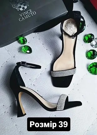 Vince camuto оригінал замшеві чорні босоніжки на шпильці прикрашені стразами