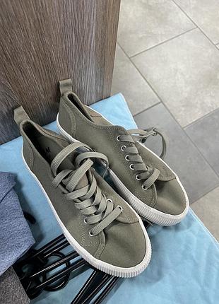 Кеди хакі h&m