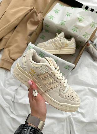 Adidas forum low beige женские кроссовки адедас форум