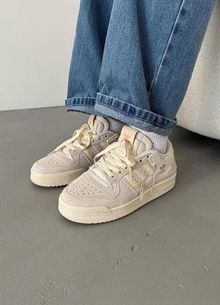 Adidas forum low beige жіночі кросівки адідас форум