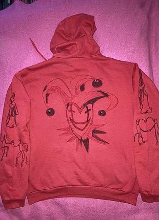 Hoodie crack