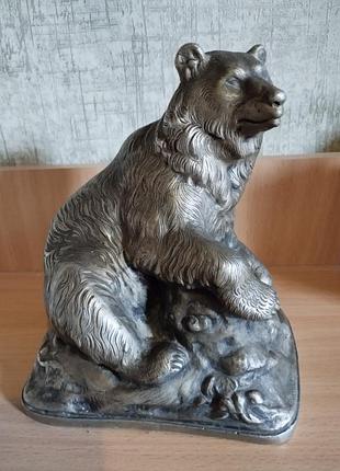 Медведь у пня. 1959 г. Лининград. силумин