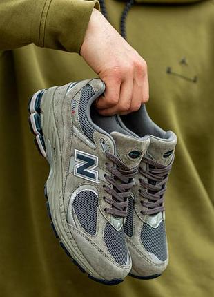 New balance 2002 dark grey
