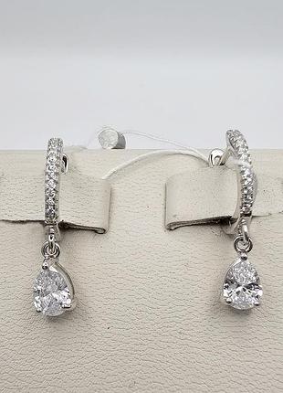 Сережки серебряные с кубическим цирконием "капля" 3,17 г