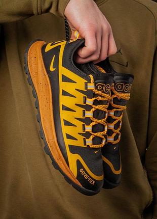 Nike acg air nusa gore-tex
black\yellow