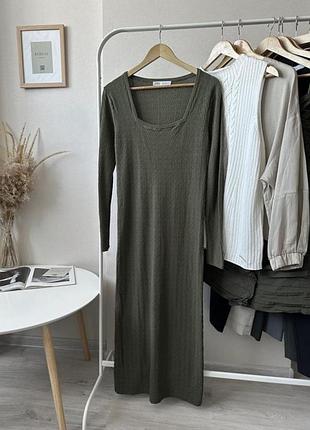 Довга щільна сукня з квадратним вирізом плаття zara