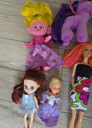 Распродажа игрушек. 2