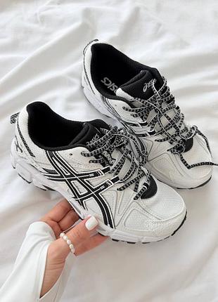 Кросівки asics