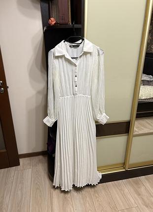 Платье плиссе женское длинное zara стильное