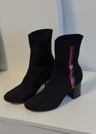 Ботильйони tommy hilfiger