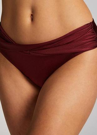 Арт.2231 жіночі трусики від купальника hunkemoller.