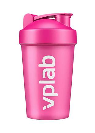Shaker with blender ball - 500ml pink