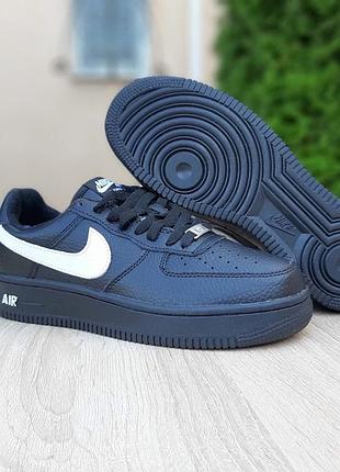 Nike air force чёрный с белым низкие