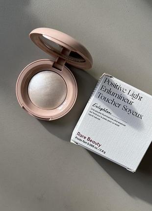 Rare beauty silky touch highlighter хайлайтер